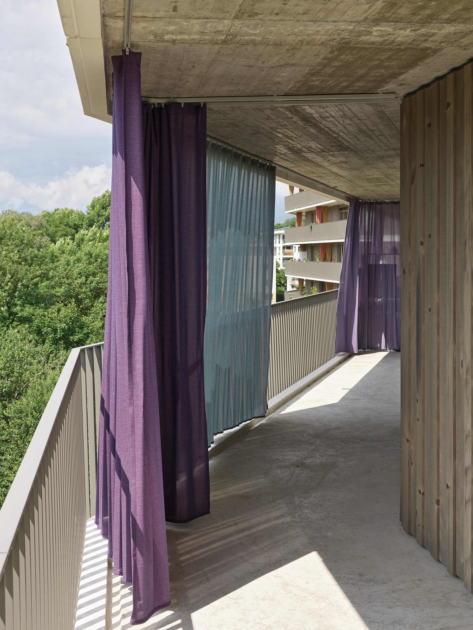 Ahp0079 AIQ4 009918 J2